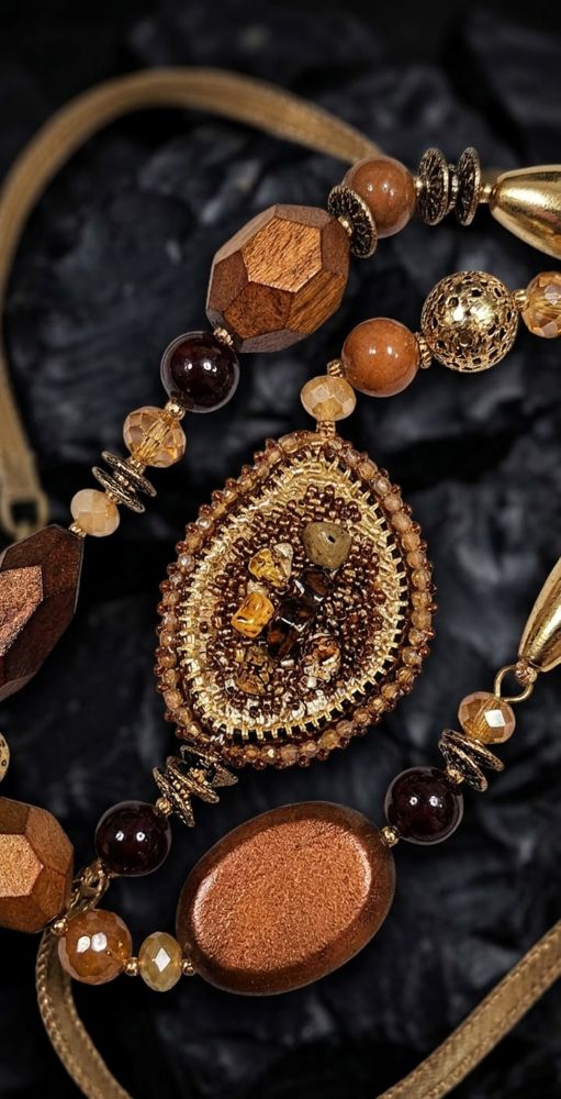 Hand Made Necklace_thumbnail_2